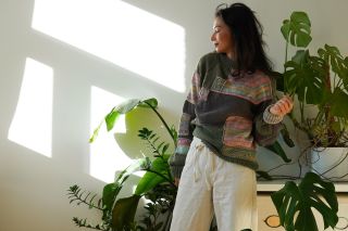 Takže jste si odhlasovali návod na tenhle pletený svetr. A já si řekla jo a vypracovala jsem ho pro vás. Rozpočítala jsem...